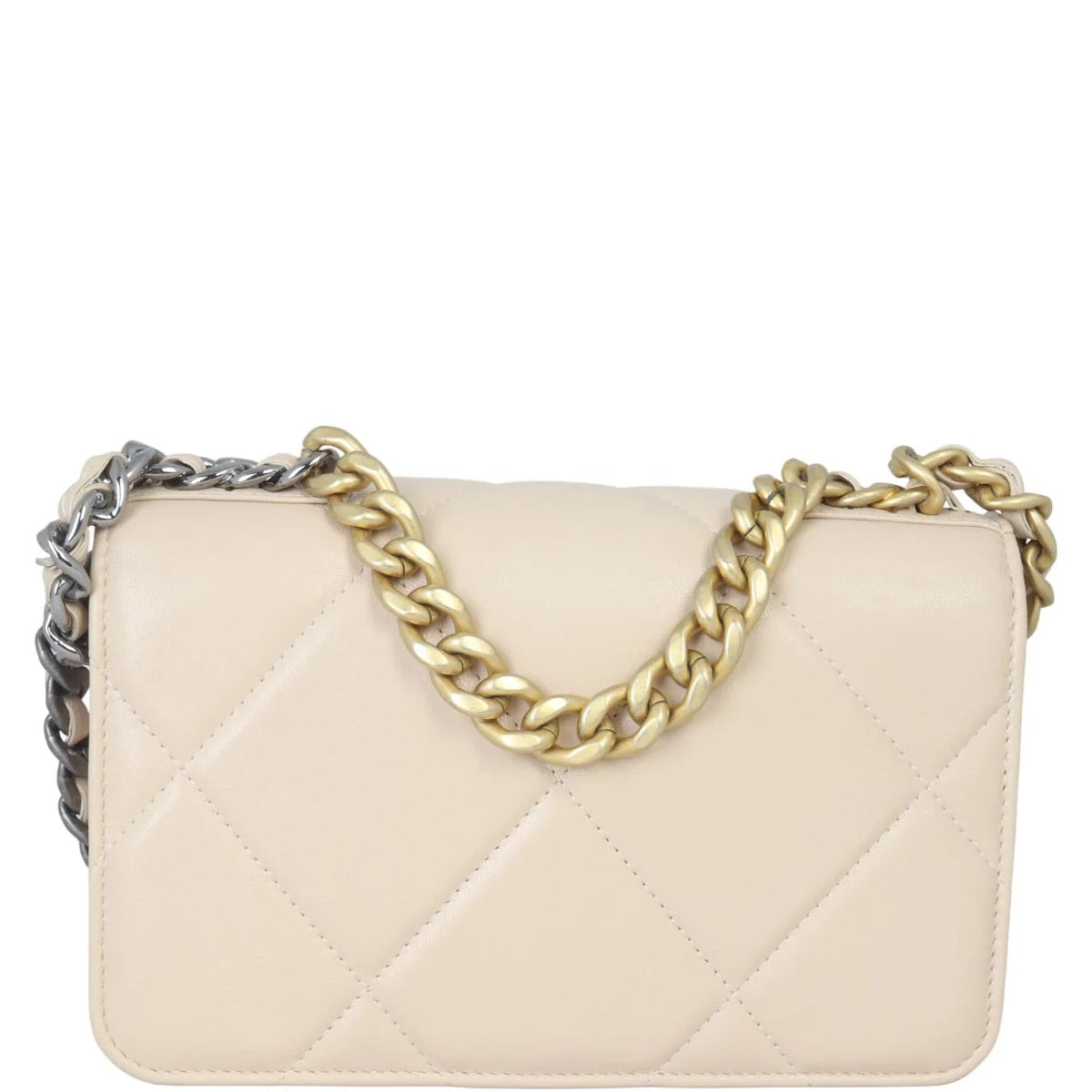 Chanel 19 Wallet On Chain